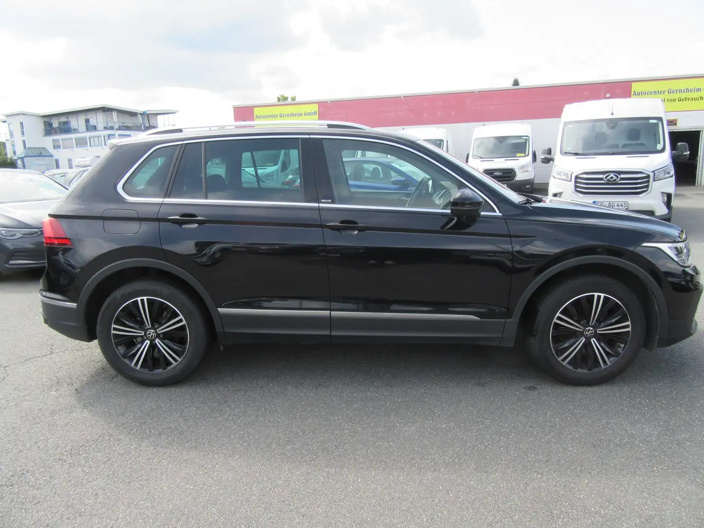 Volkswagen Tiguan Move 1.5 DSG, AHK, Navi, LED, Fin.-Möglich Negro - 2