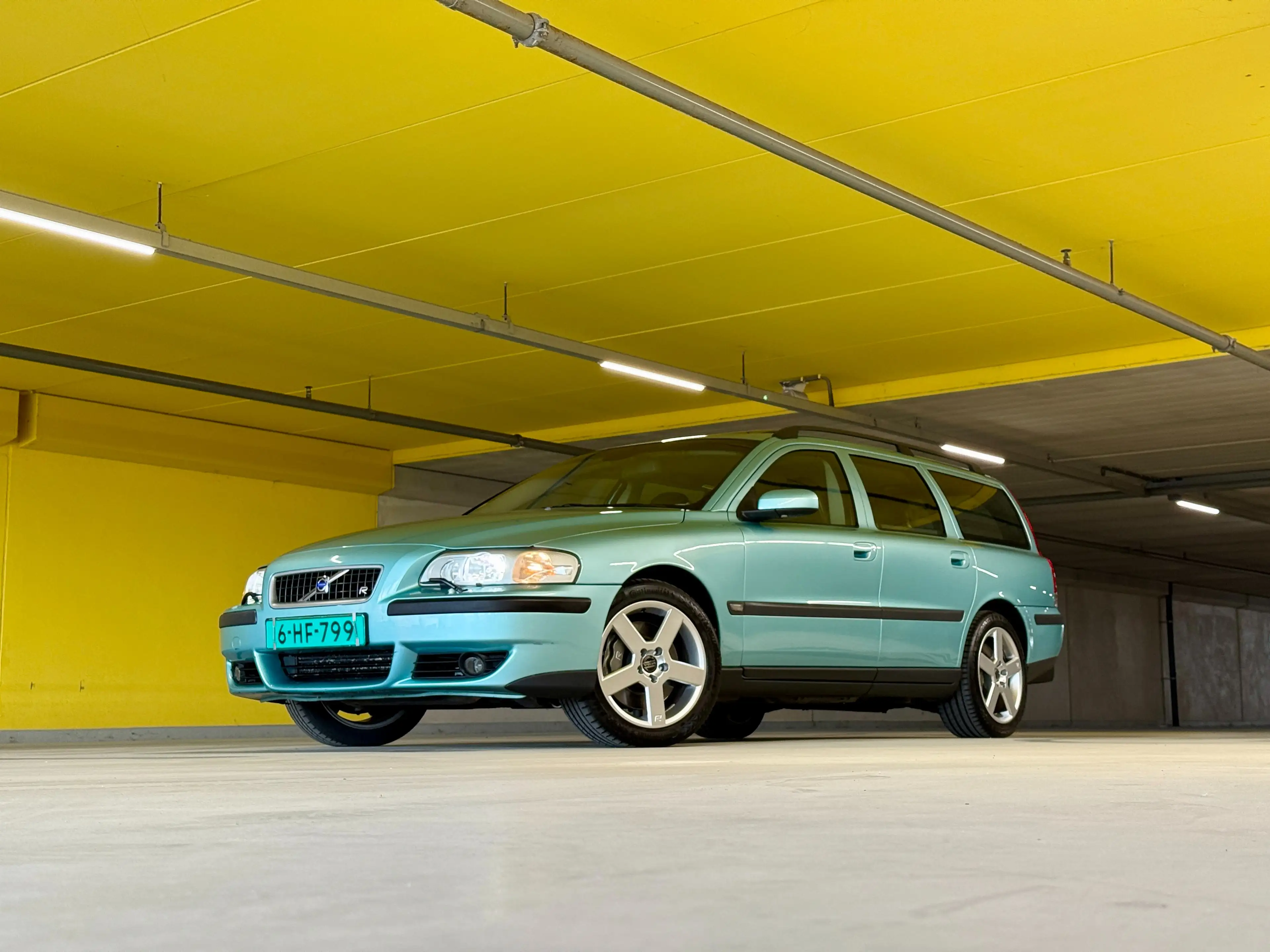 Volvo V70 R | Youngtimer | Origineel | Schuifdak | Trekhaak — photo 5