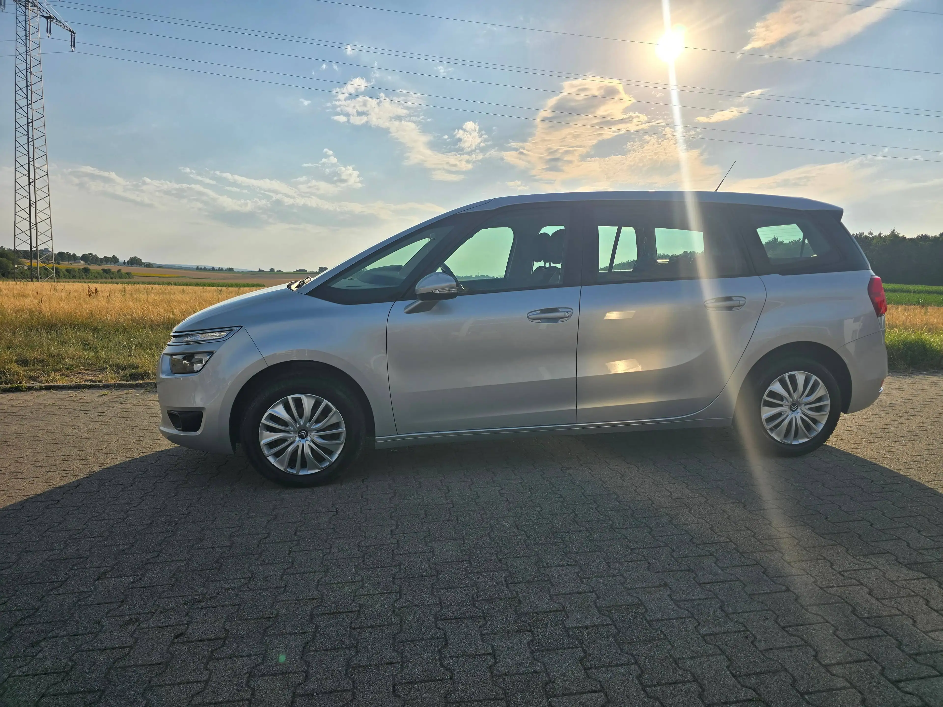 Citroen Grand C4 Picasso C4 Picasso VTi   7 Plätze — photo 4