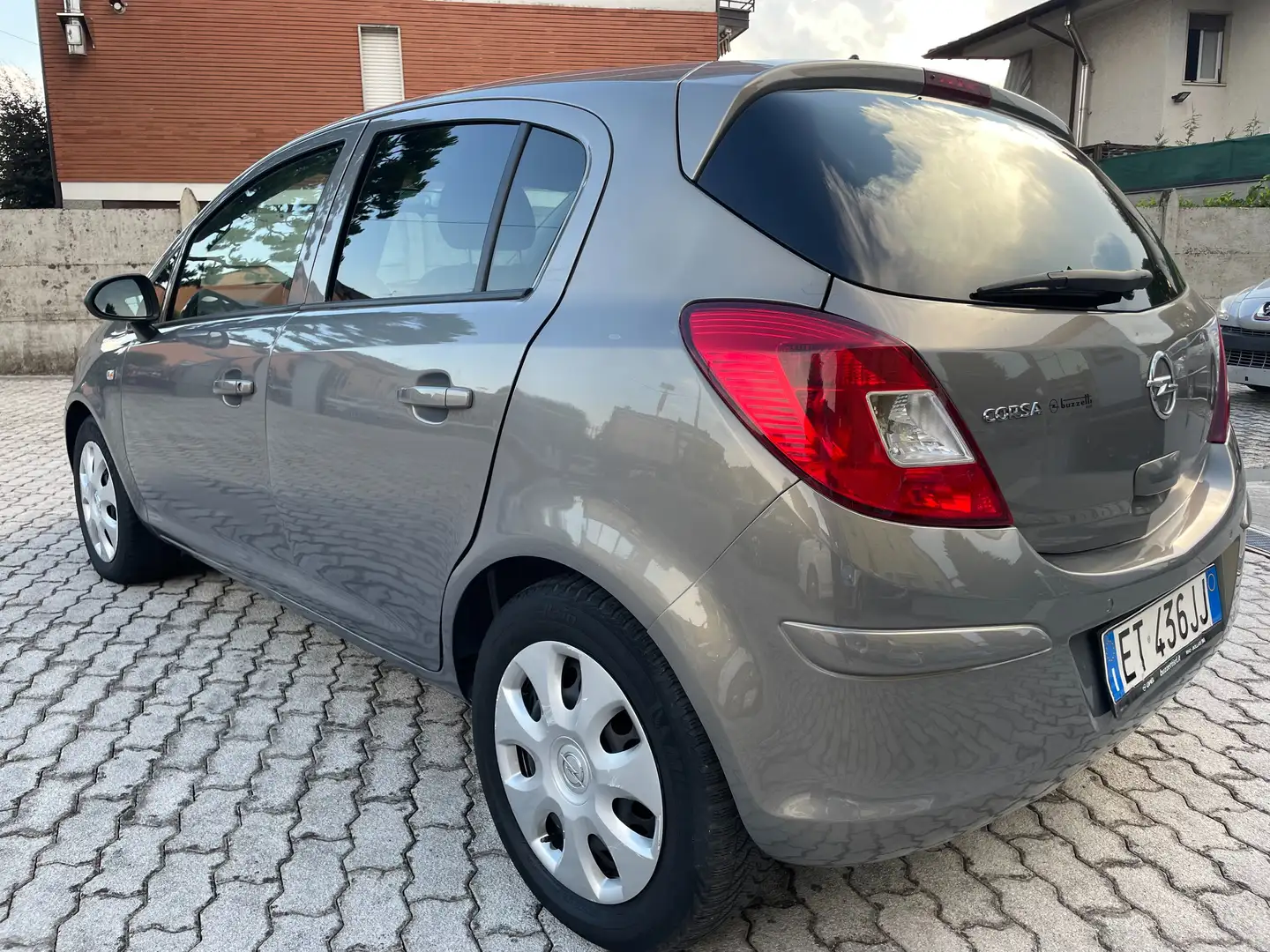 Opel Corsa Corsa 2010 5p 1.2 Sport 85cv IDONEA NEOPATENTATI Grigio - 2