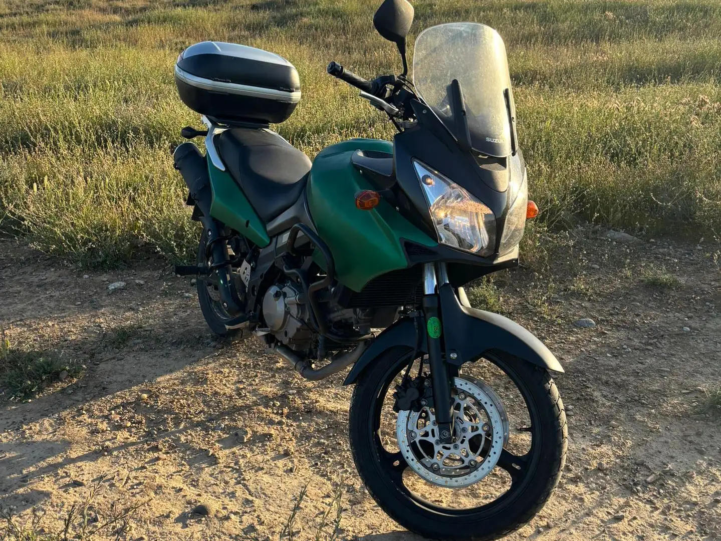 Suzuki V-Strom 650 DL Verde - 2