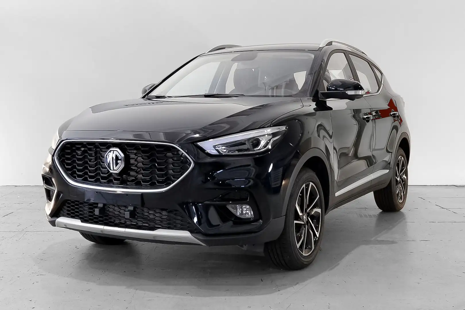 MG ZS 1.5 VTi-tech Luxury MT Zwart - 1