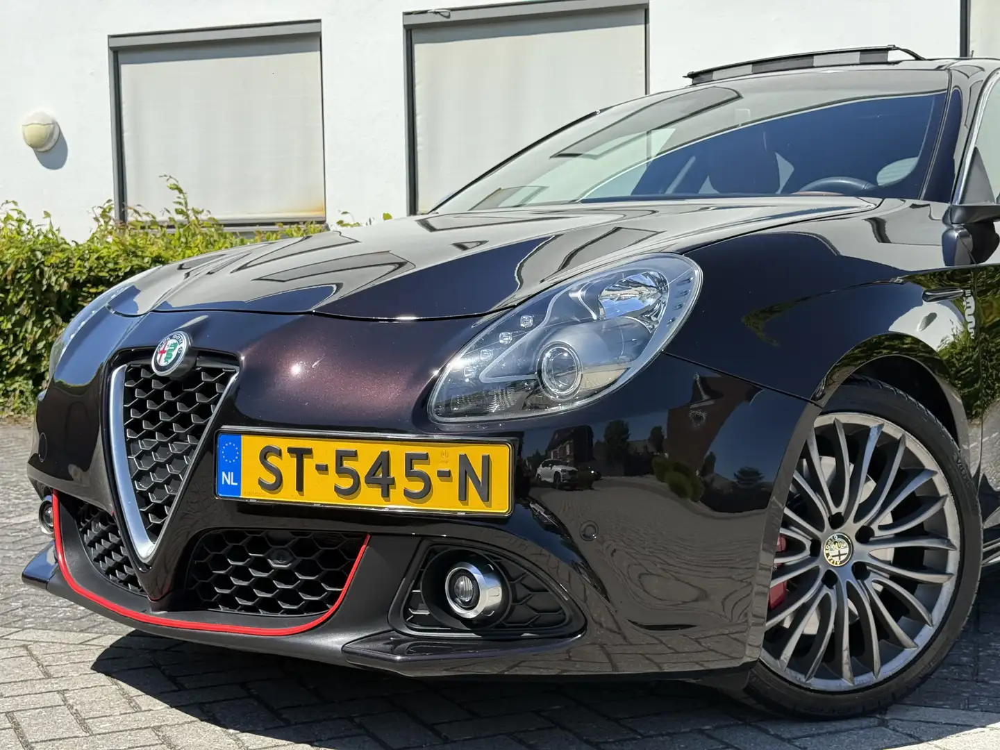 Alfa Romeo Giulietta 1.4 TURBO MultiAir TCT SQUADRA TUNING Чёрный - 2