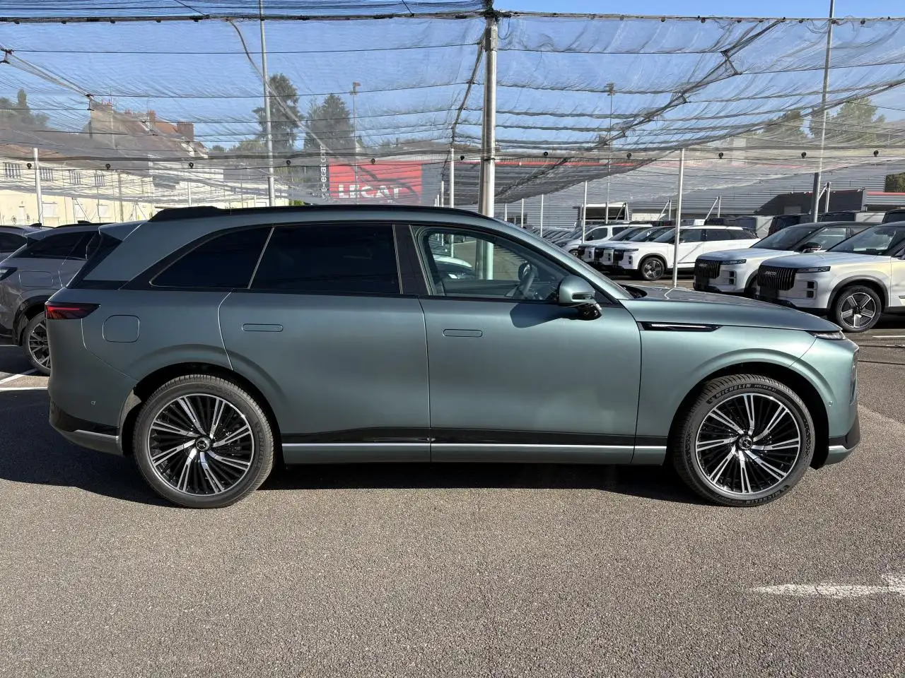 XPENG G9