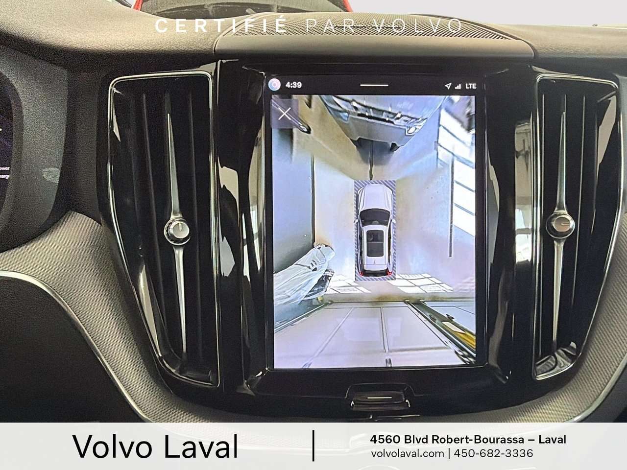 2022 Volvo XC60 R-Design XC60 Recharge R-Design, T8 AWD / XC60 Rec thumb 11
