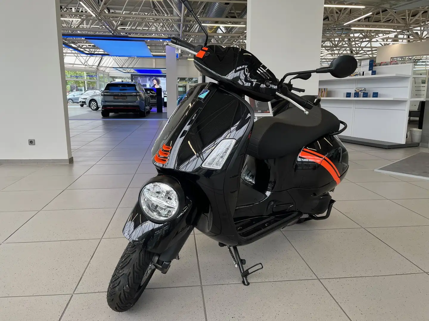 Vespa GTV 300 GTV 300 Euro 5 *Schwarz* Beige - 1