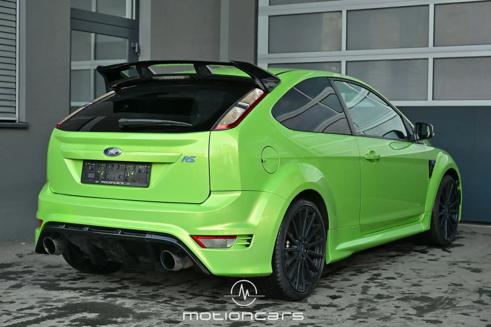 Ford Focus RS EXP € 32.480,- Grün - 2