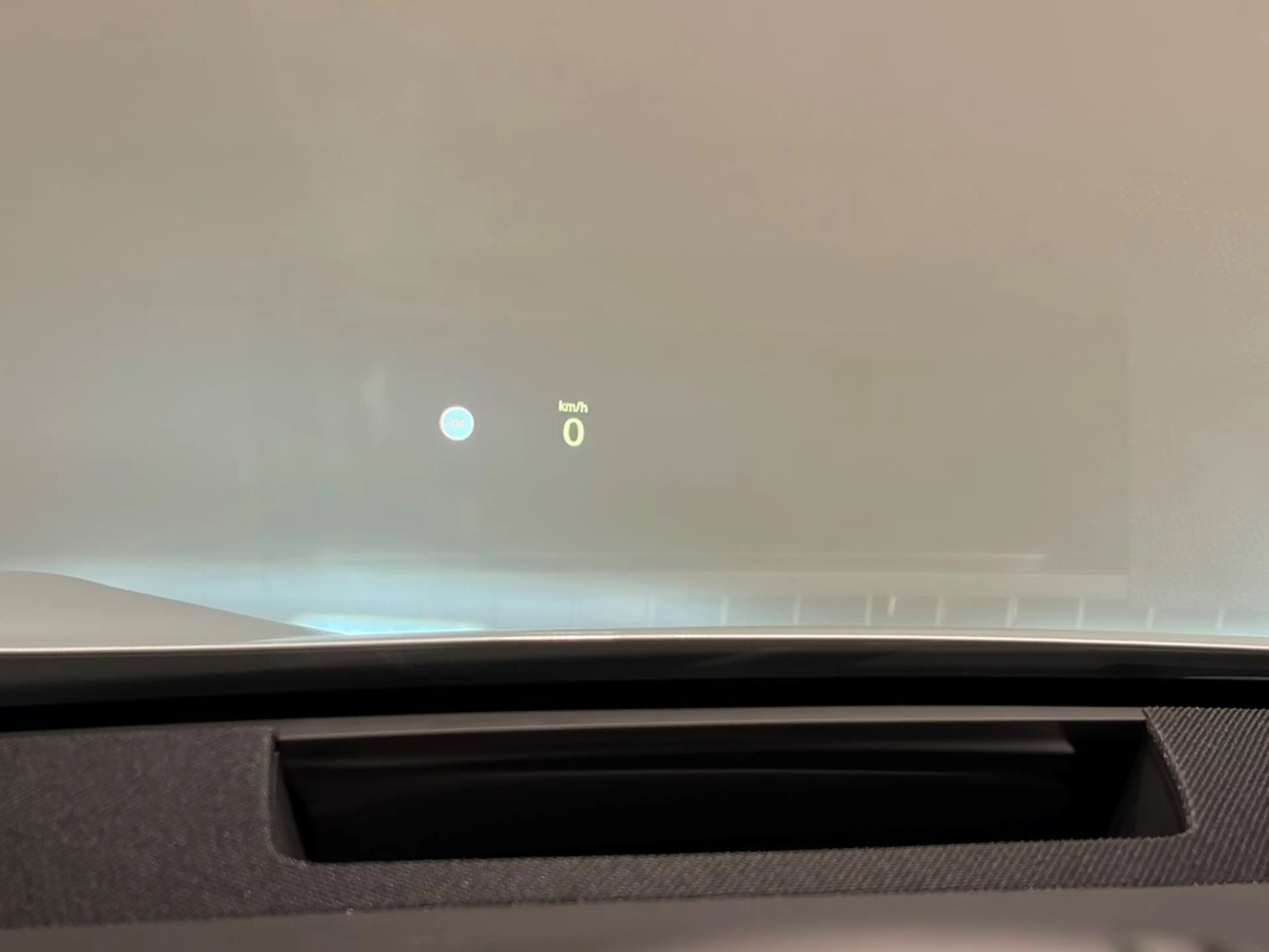 Polestar 4 Long Range PILOT PLUS PACK — photo 11