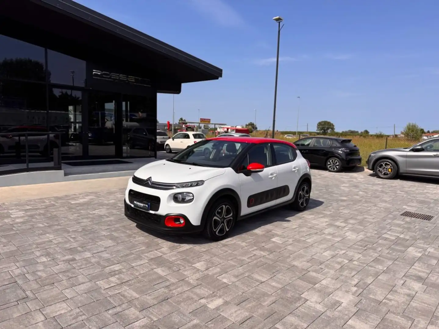 Citroen C3 GPL Shine ANCHE PER NEOPATENTATI Bianco - 2