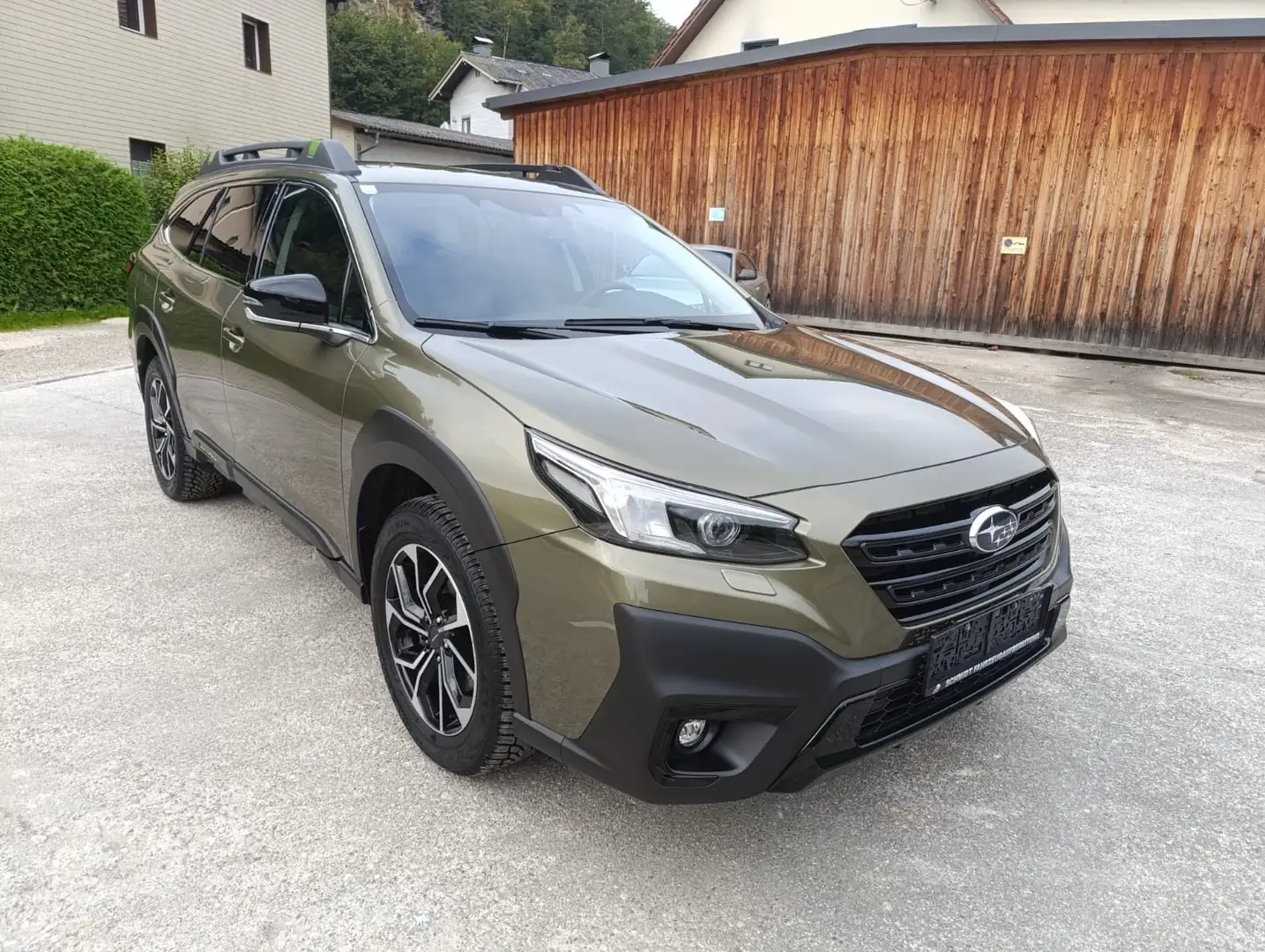 Subaru OUTBACK Outback 2,5i Adventure 4x4 *AHK/LED/Radar/Kamera* Grün - 1