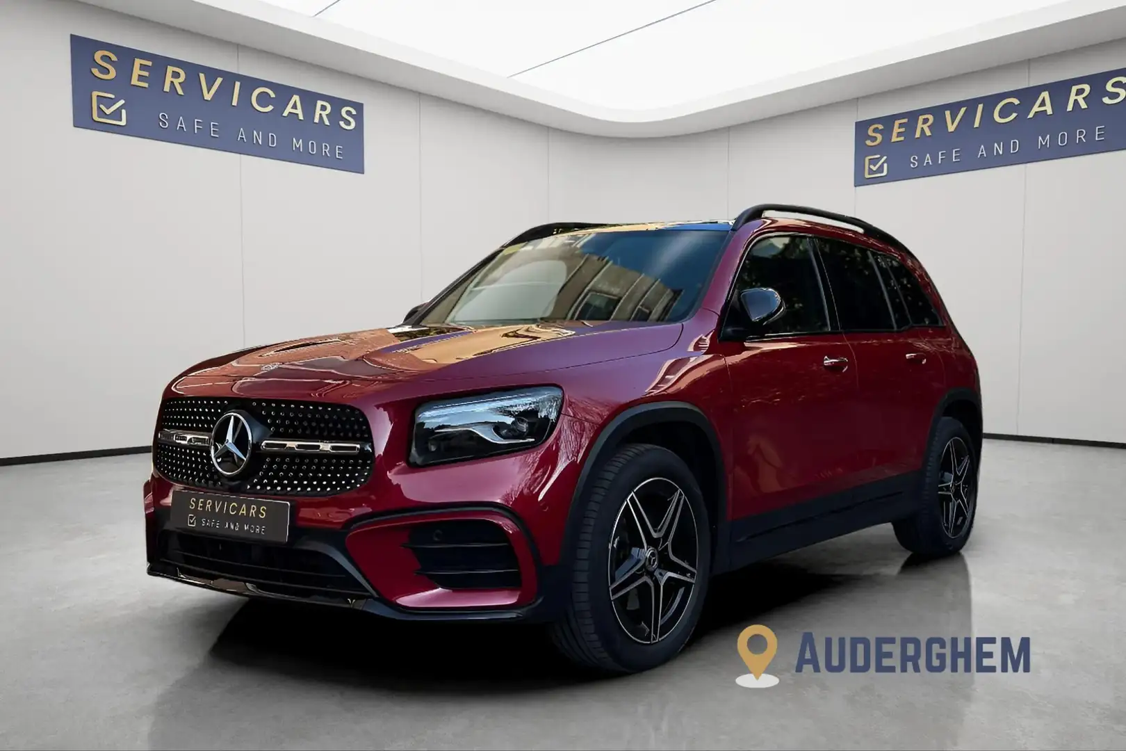 Mercedes-Benz GLB 180 AMG Line 7places / PANO / CARPLAY / GAR MERCEDES Rot - 1