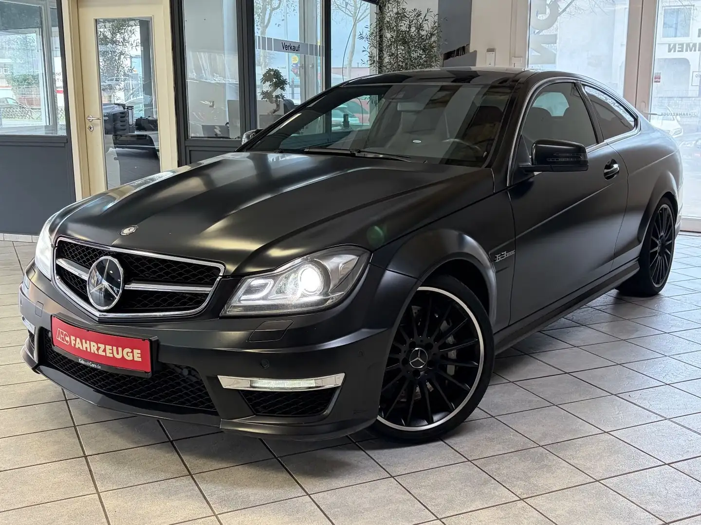 Mercedes-Benz C 63 AMG Coupé Edition 1 / Magno / Panorama / Schwarz - 1