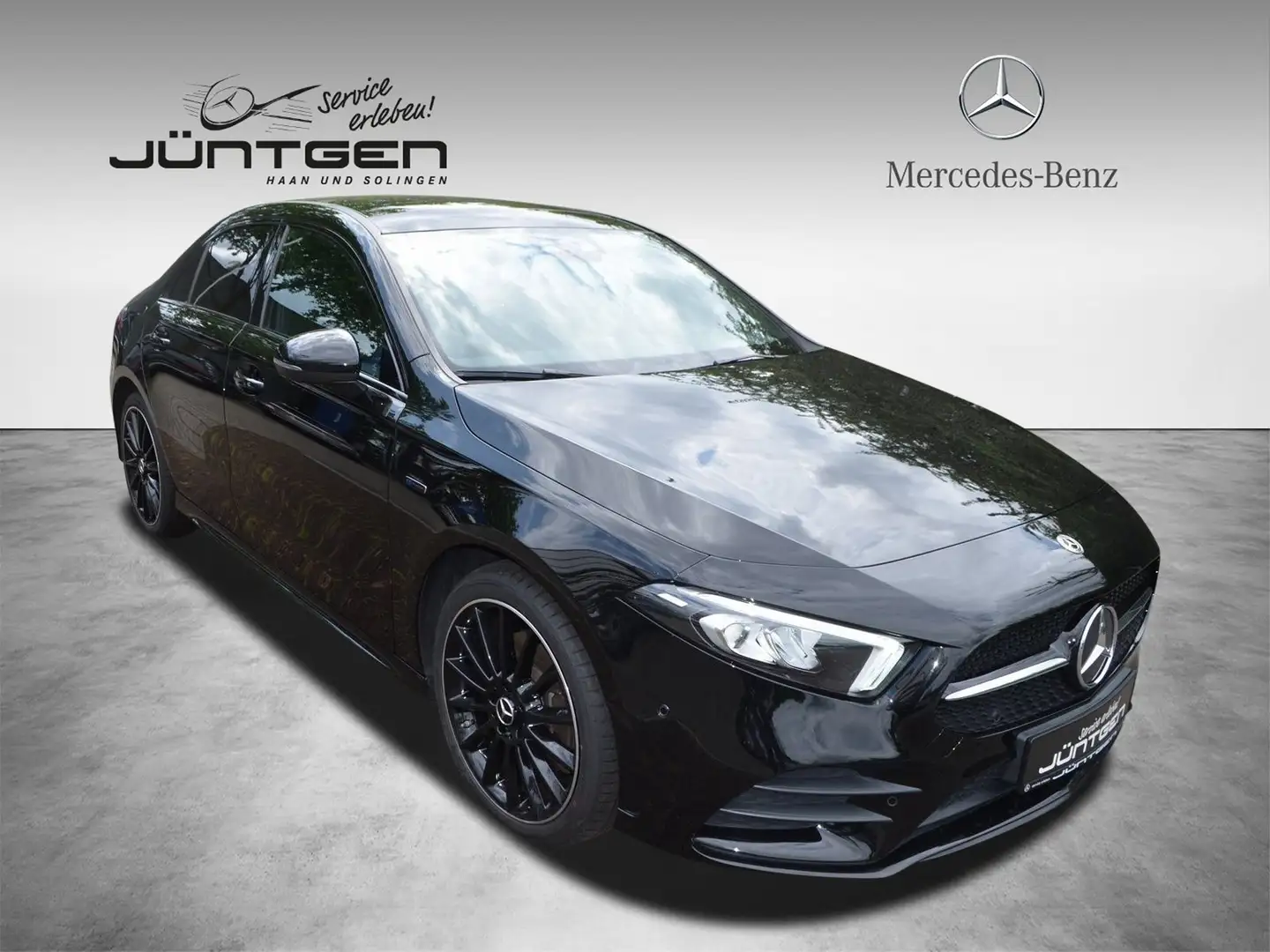 Mercedes-Benz A 250 e EDITION 2020 AMG NIGHT LED PANO AMBIENTE MBUX Zwart - 1
