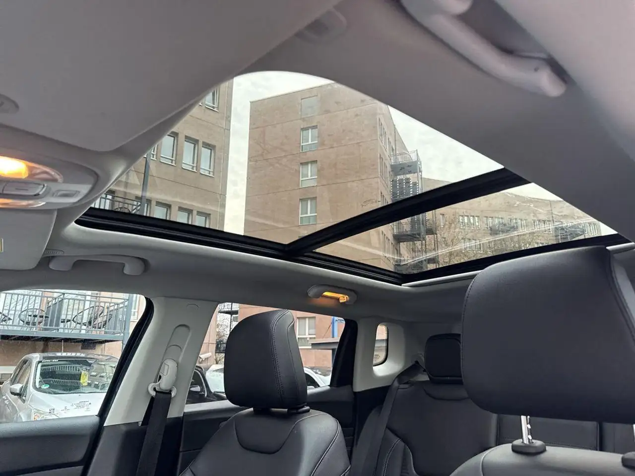 Jeep Compass Limited Hybrid 4WD*Pano*Kamera*Navi*Shz* 20