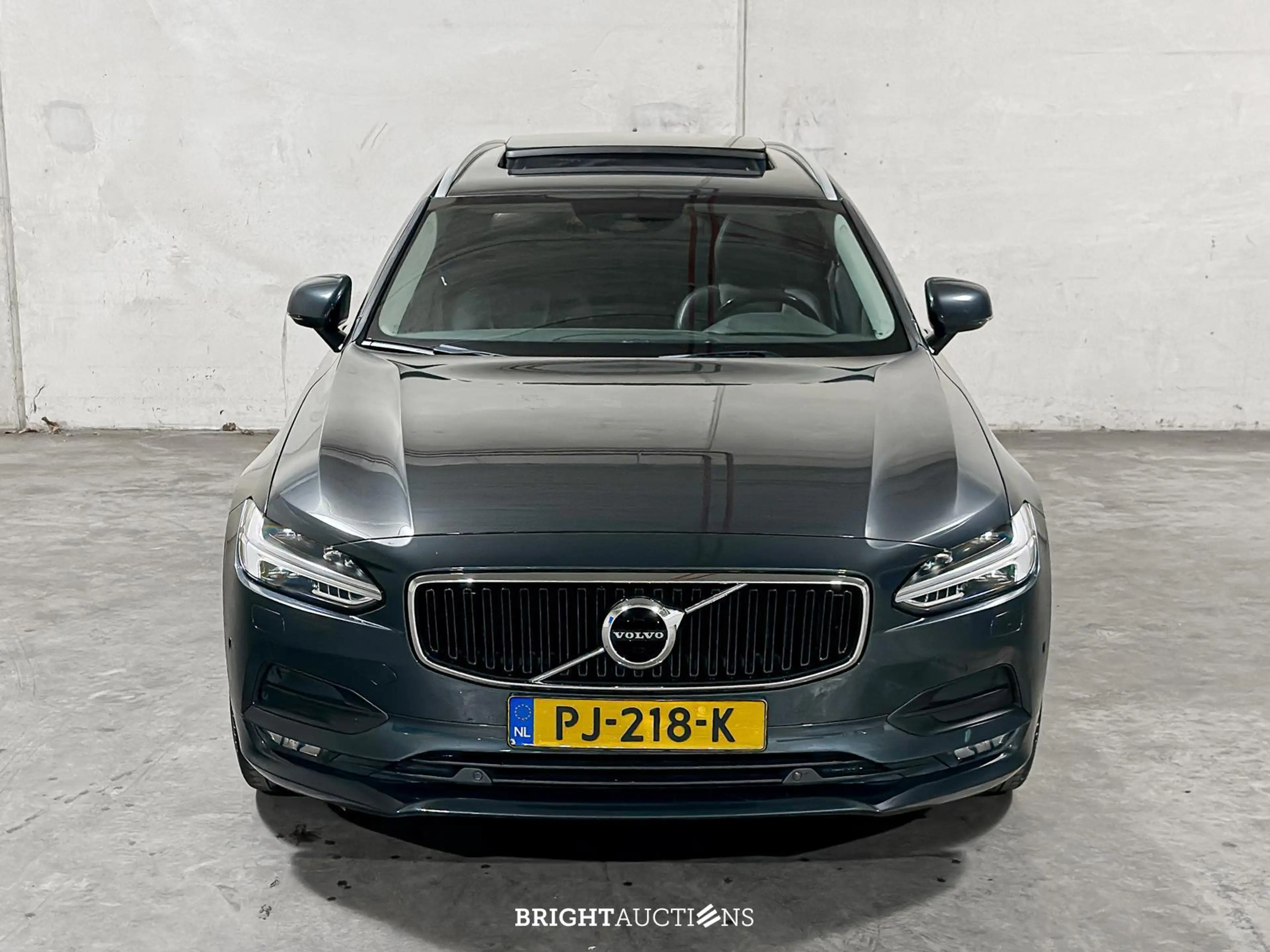 Volvo V90 2.0 T5 Momentum — photo 9
