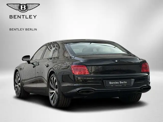 Bentley Flying Spur view 7