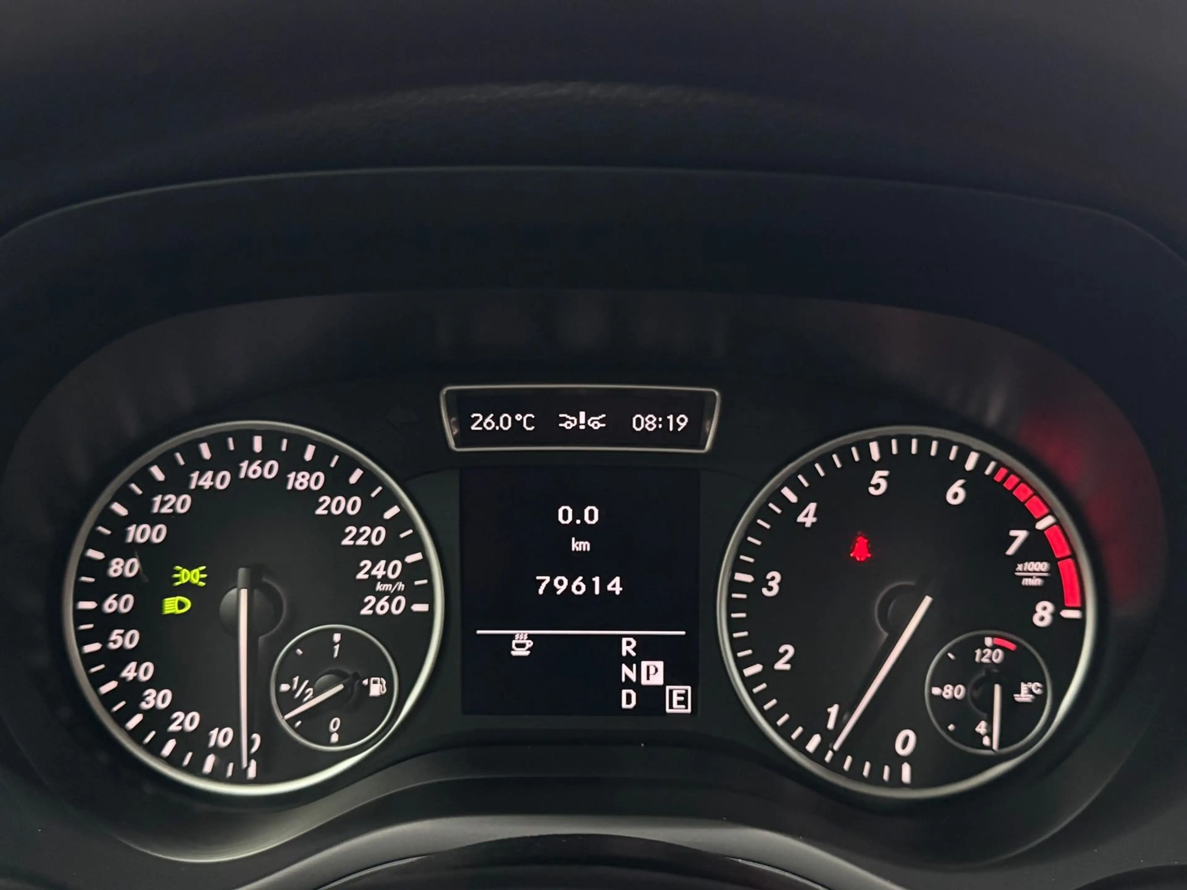 Mercedes-Benz B 180 B Aut. XENON/PDC/1 FAMILIENHAND/UNFALLFREI — photo 11