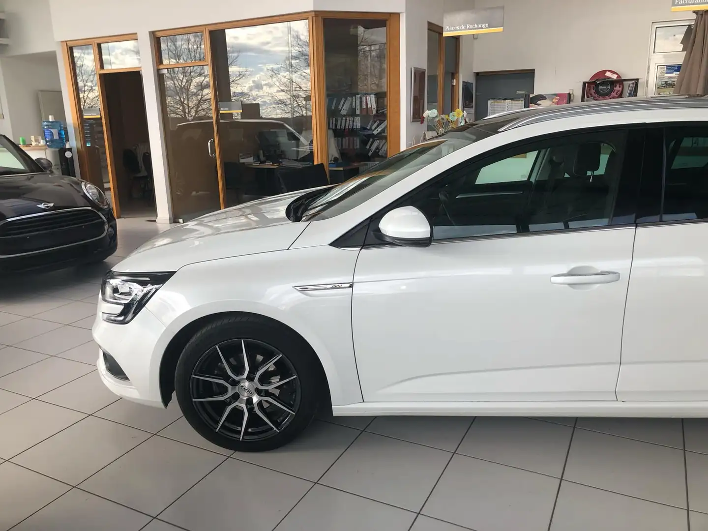 Renault Megane Mégane SW 1.5 Blue dCi Bose Edition Weiß - 2