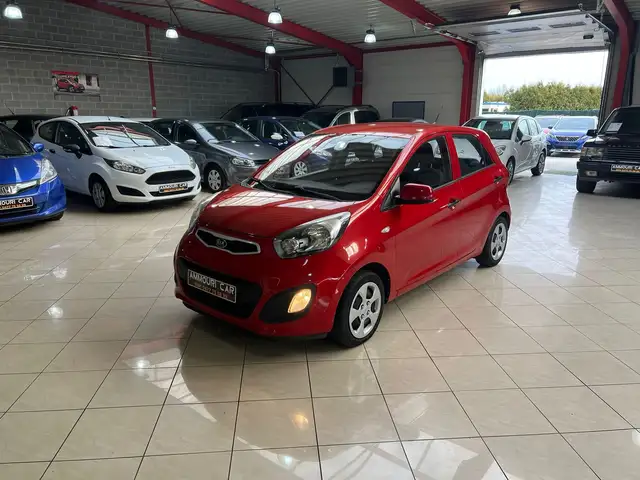 Kia Picanto 1.0 Fifa World Cup Edition
