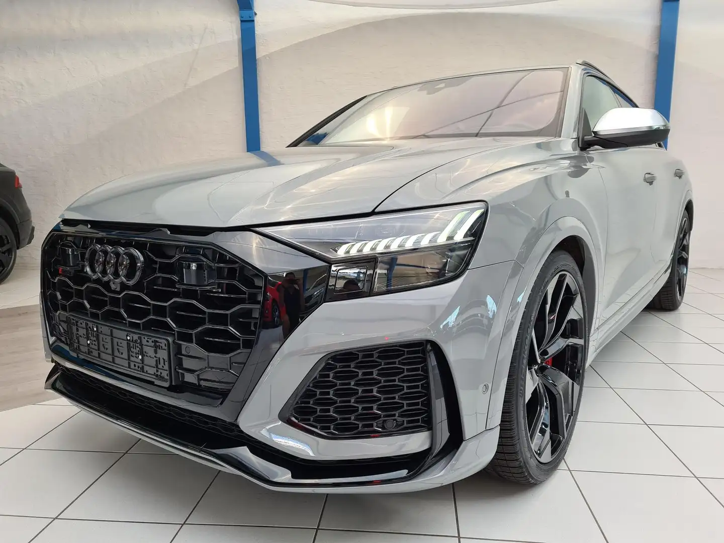 Audi RS Q8 4.0 TFSI quattro | ACC | Ceramic | Pano Gris - 2