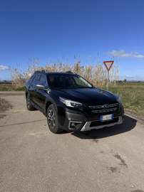 2.5i Premium lineartronic