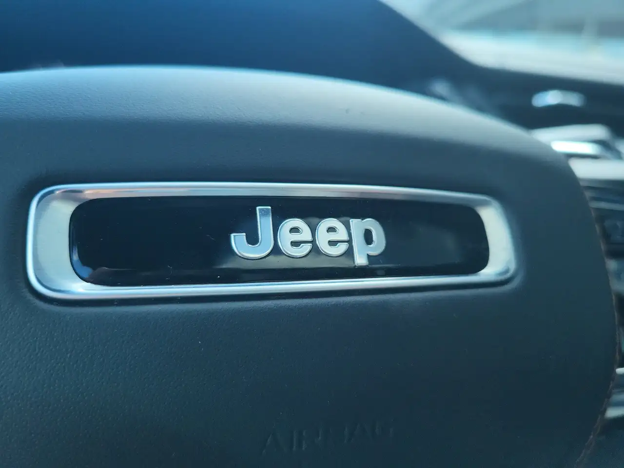 Jeep Grand Cherokee 2026 — фото 13