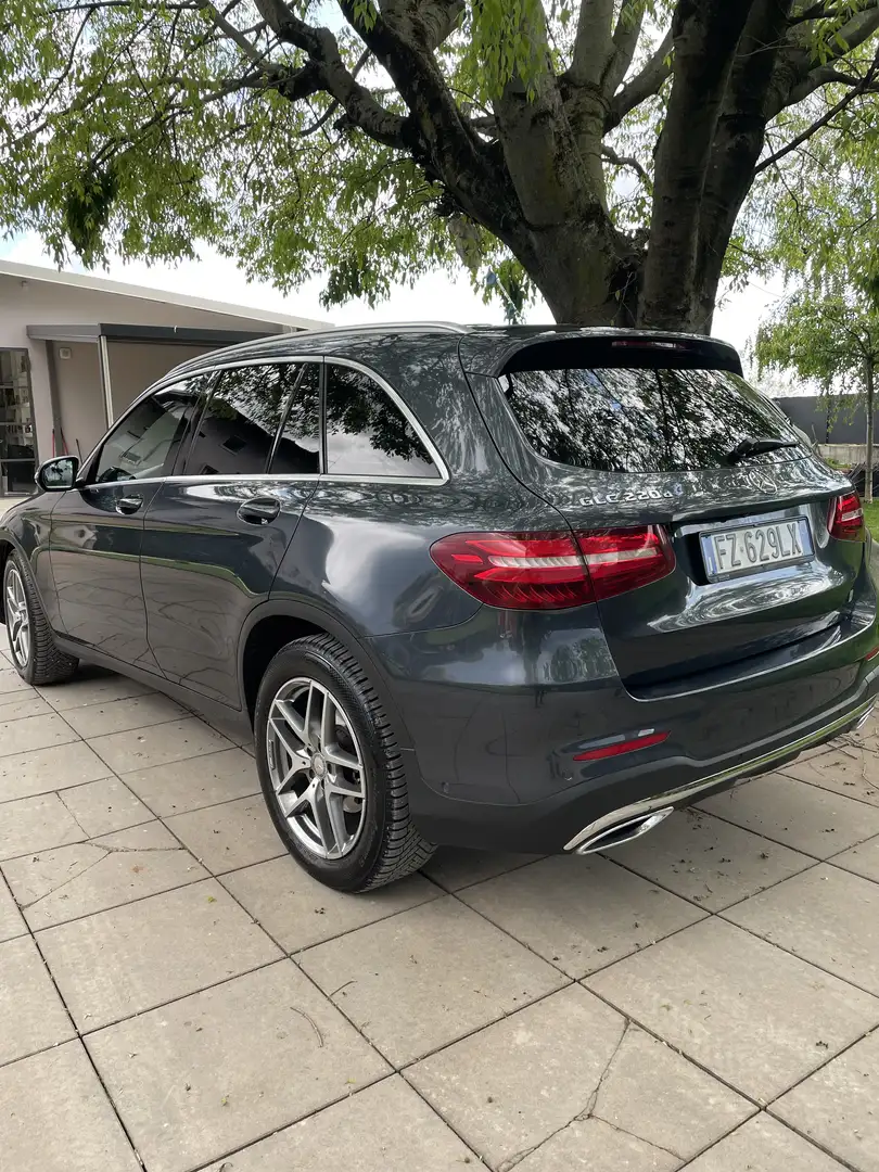 Mercedes-Benz GLC 200 Amg premium Šedá - 1