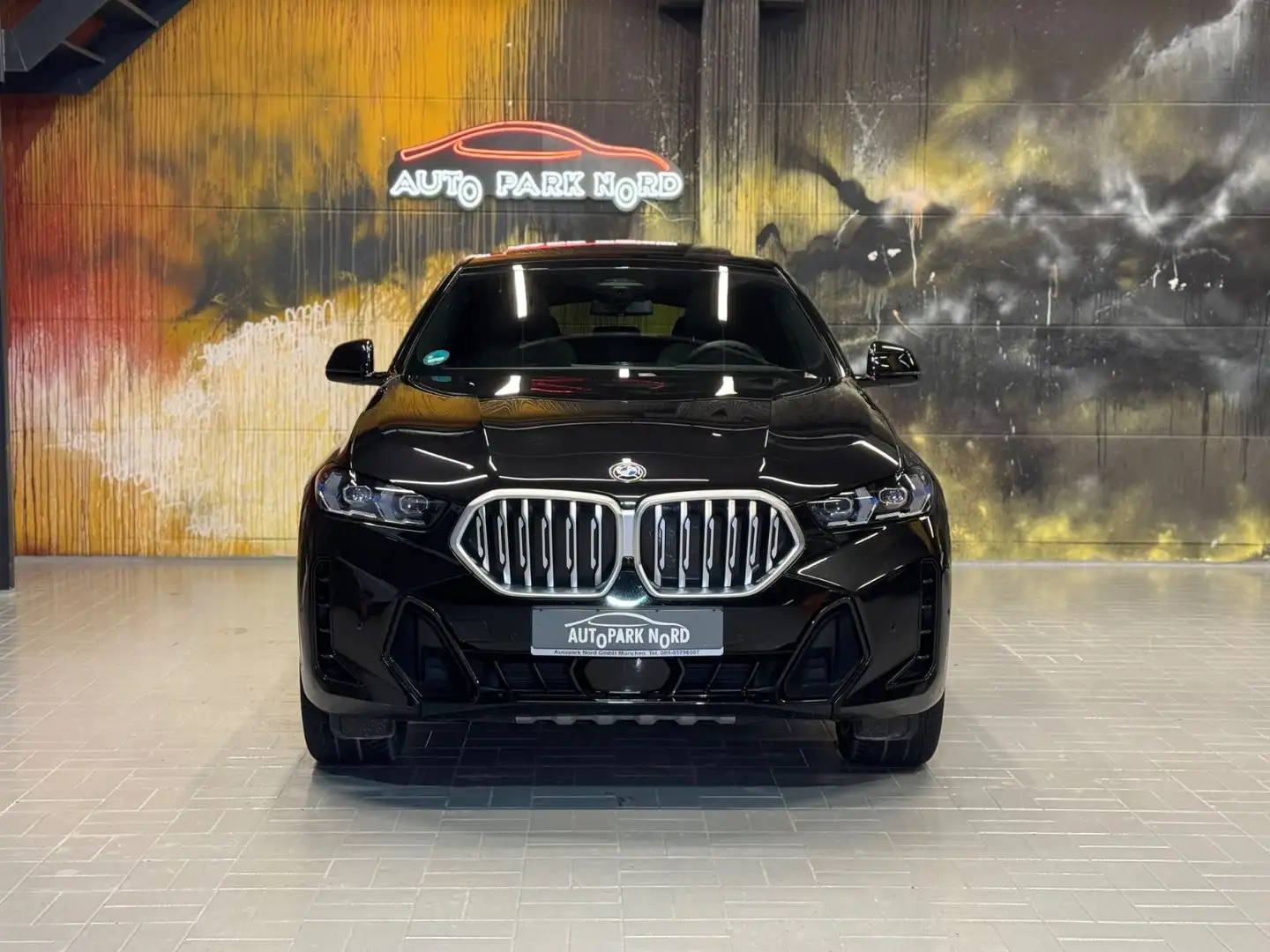 BMW X6 30d xDrive M Sport~PANO~HEAD-UP~SOFT-CLOSE~ Black - 2
