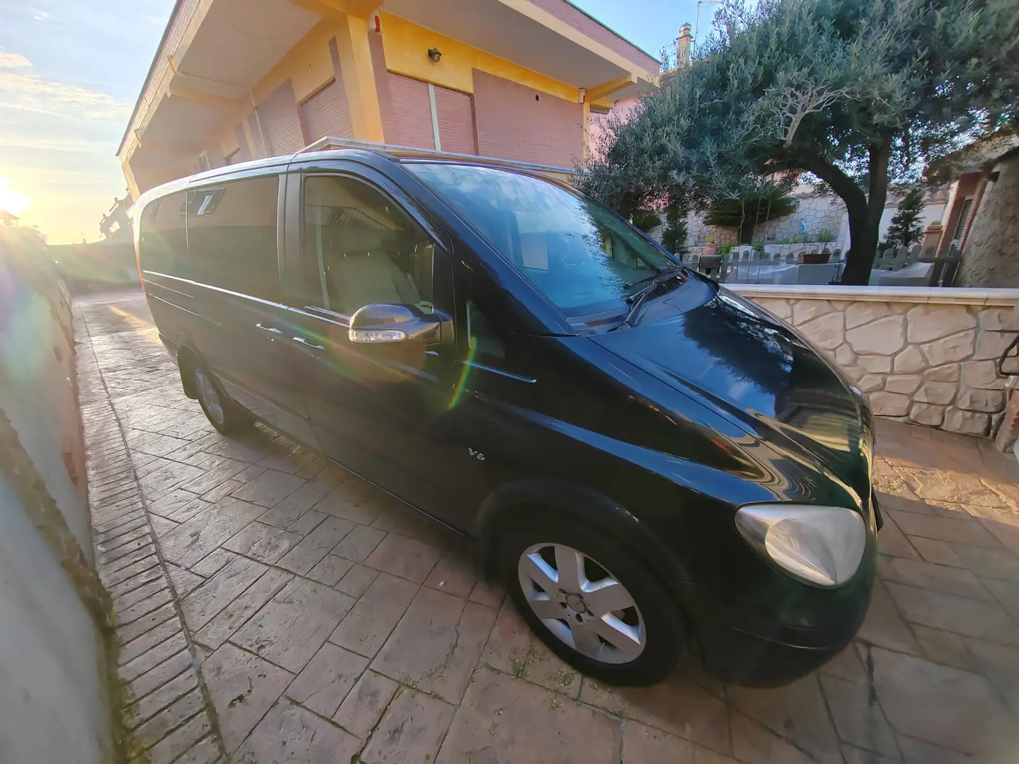 Mercedes-Benz Viano Viano 3.0 cdi V6 Ambiente auto Nero - 2