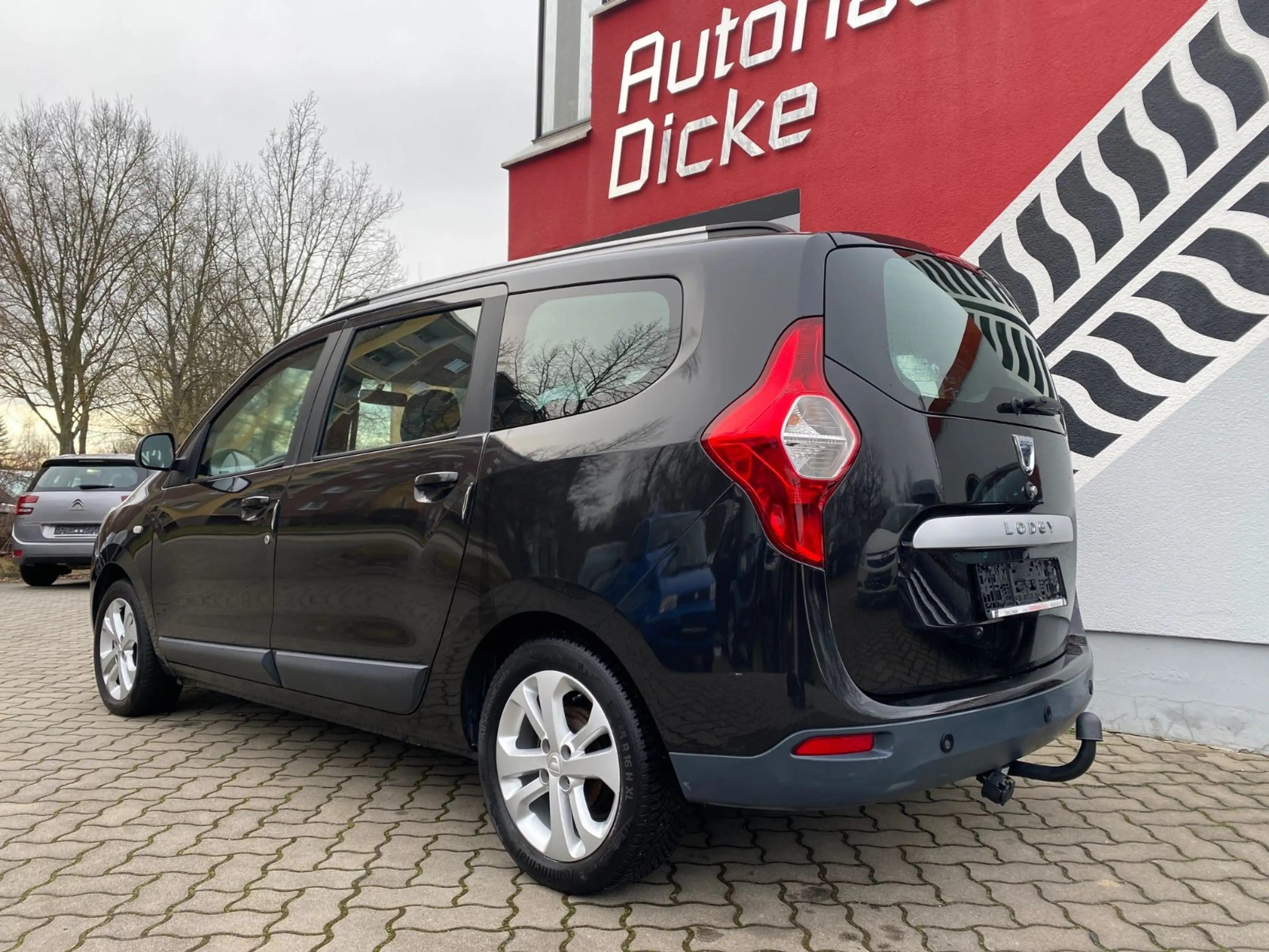 Dacia Lodgy Prestige Klimaautom Navi Leder Sitzheizg — photo 5