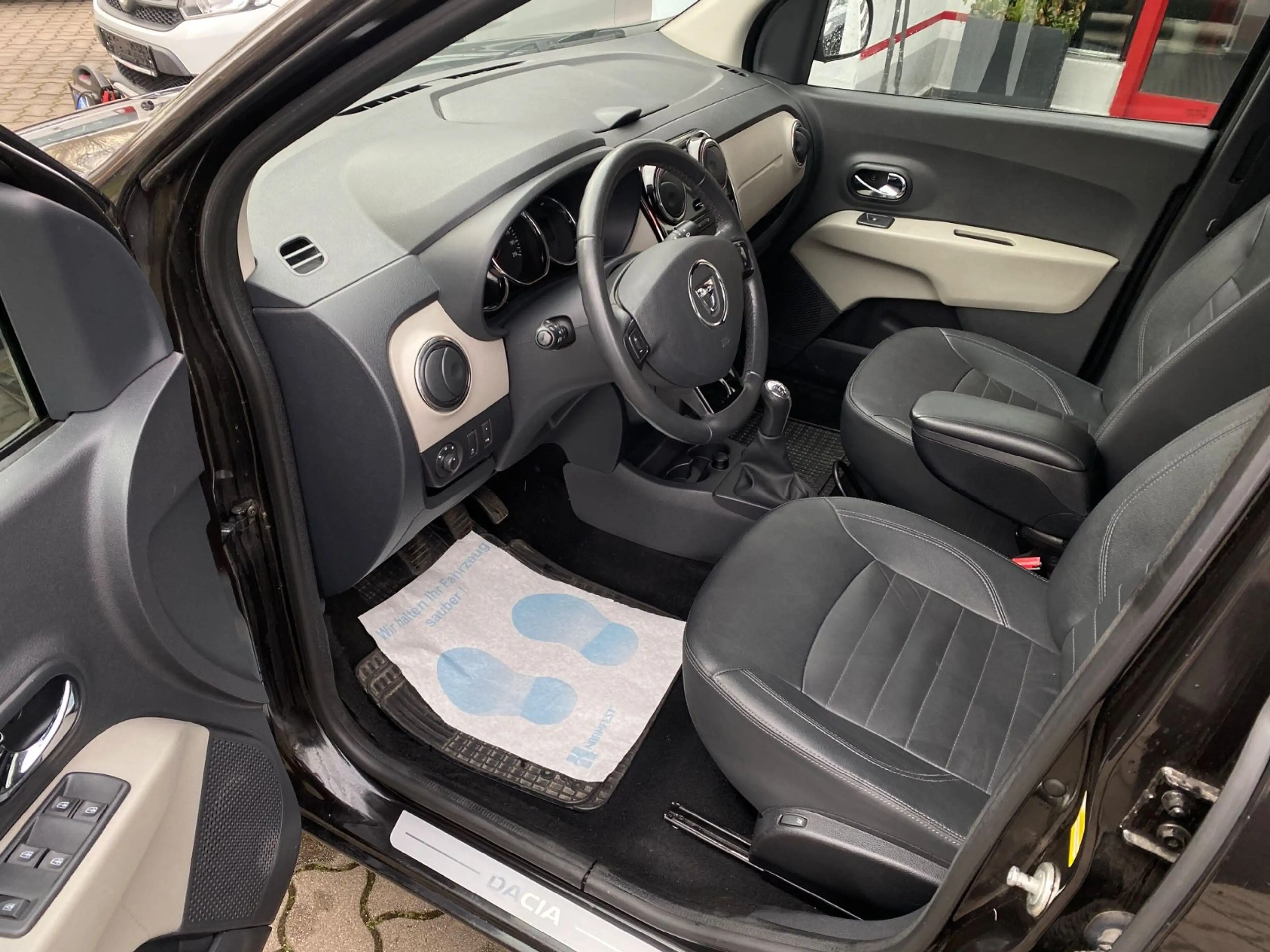 Dacia Lodgy Prestige Klimaautom Navi Leder Sitzheizg — photo 11