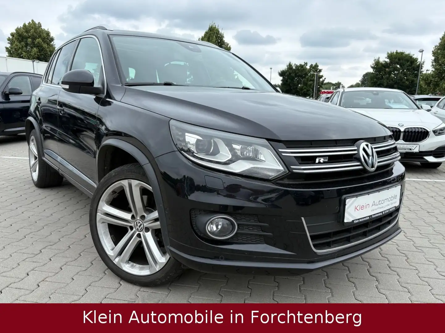 Volkswagen Tiguan 4Motion Aut. R Line Navi Leder Xenon Pano Schwarz - 1