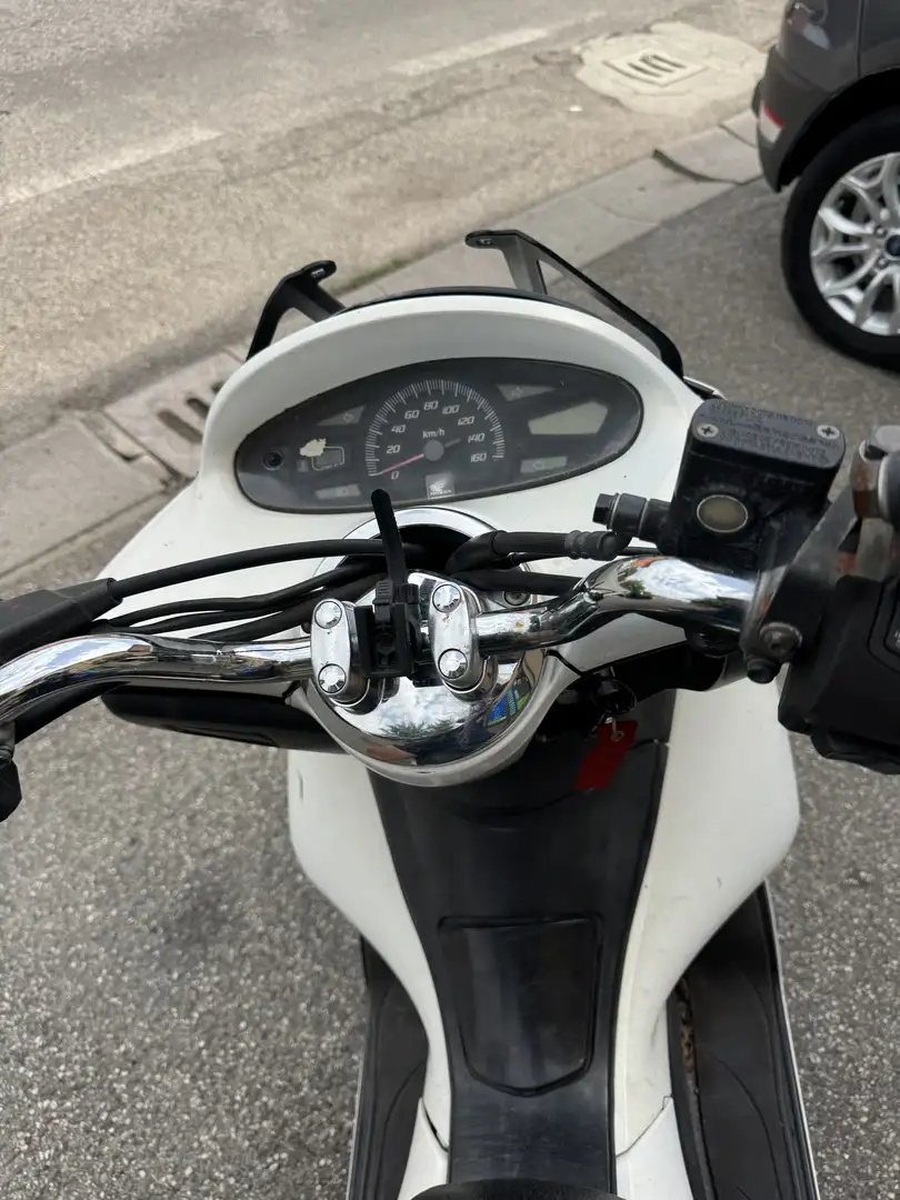 Honda PCX 125 - 1