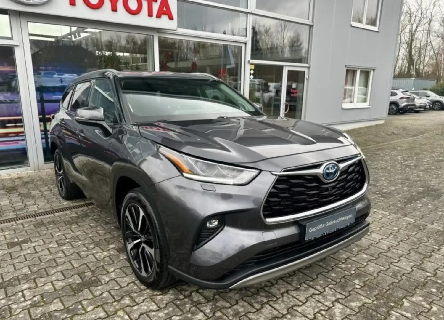 Toyota Highlander 2.5 hybrid Luxury Pintura metalizada Gris - 1