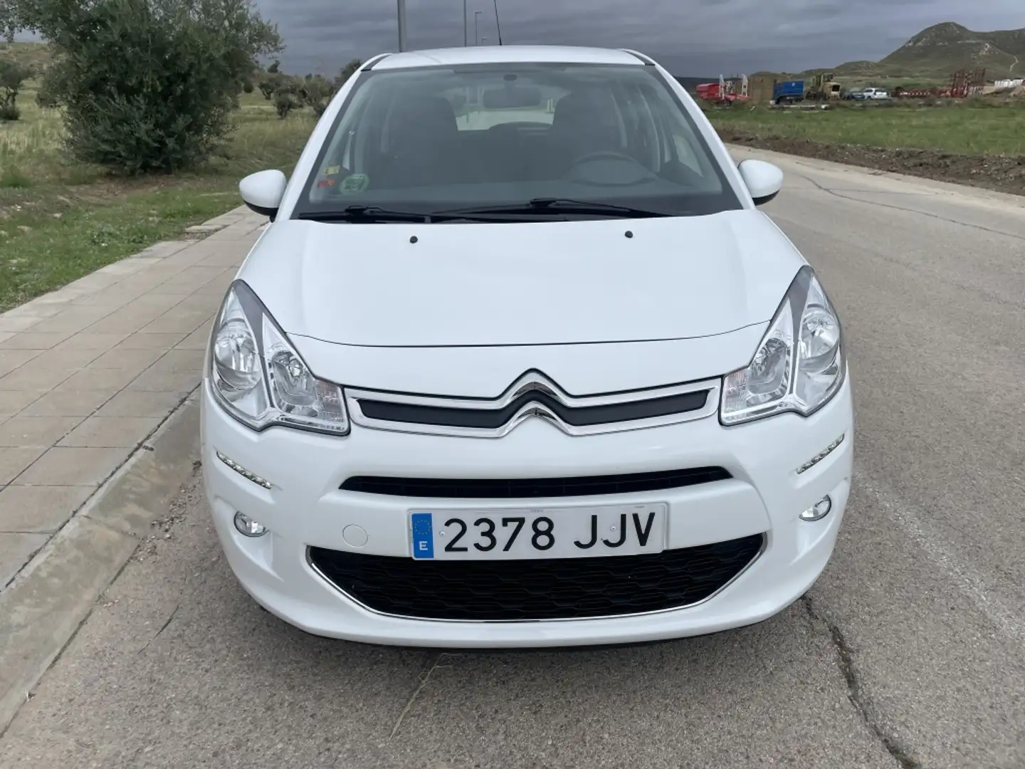 Citroen C3 1.2 PureTech Tonic 82 Blanco - 2