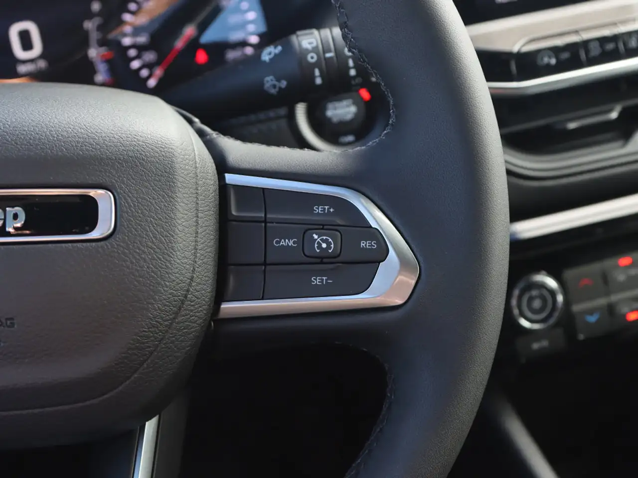 Jeep Compass снимка Jeep Compass