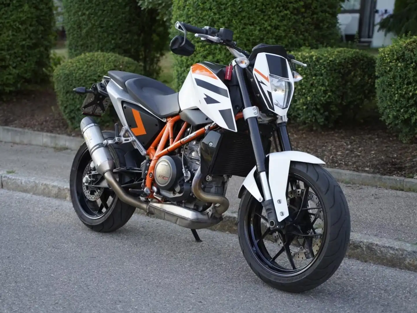 KTM 690 Duke - 2