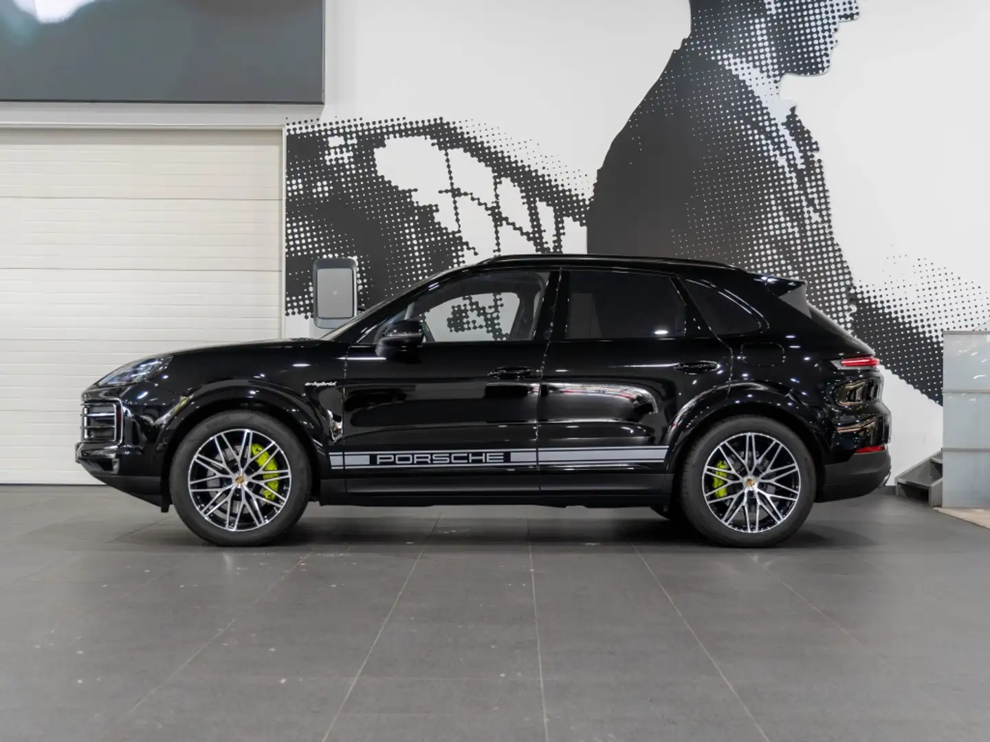 Porsche Cayenne E-Hybrid Aut. Noir - 2