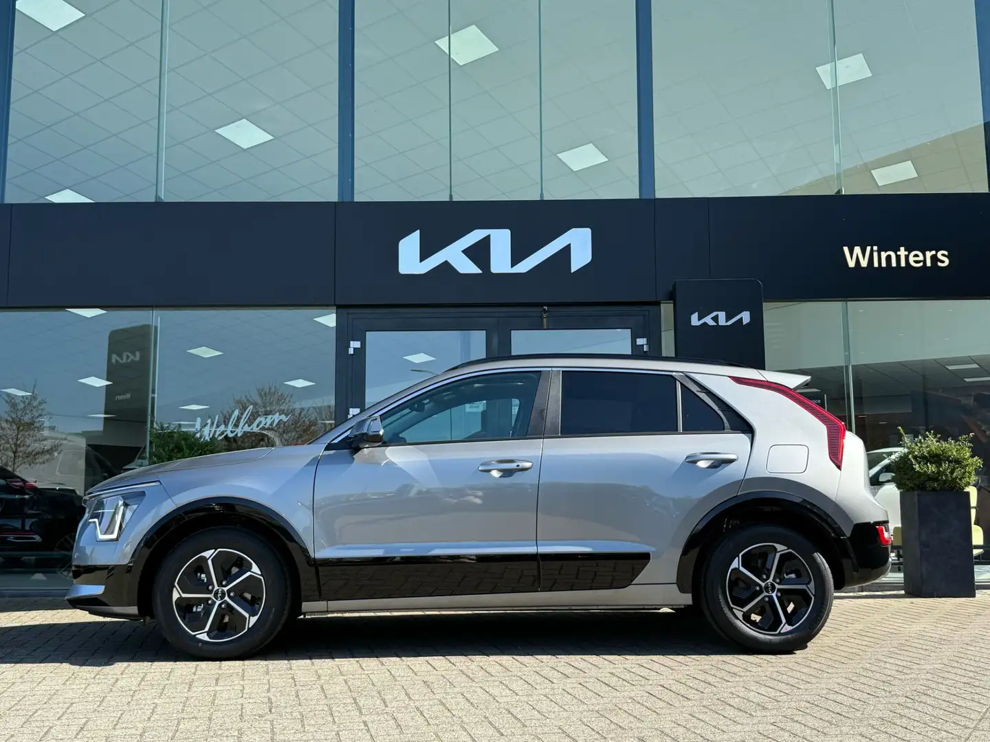 Kia Niro 1.6 GDi Hybrid DynamicPlusLine | Stoel/Stuurwiel V Gris - 2