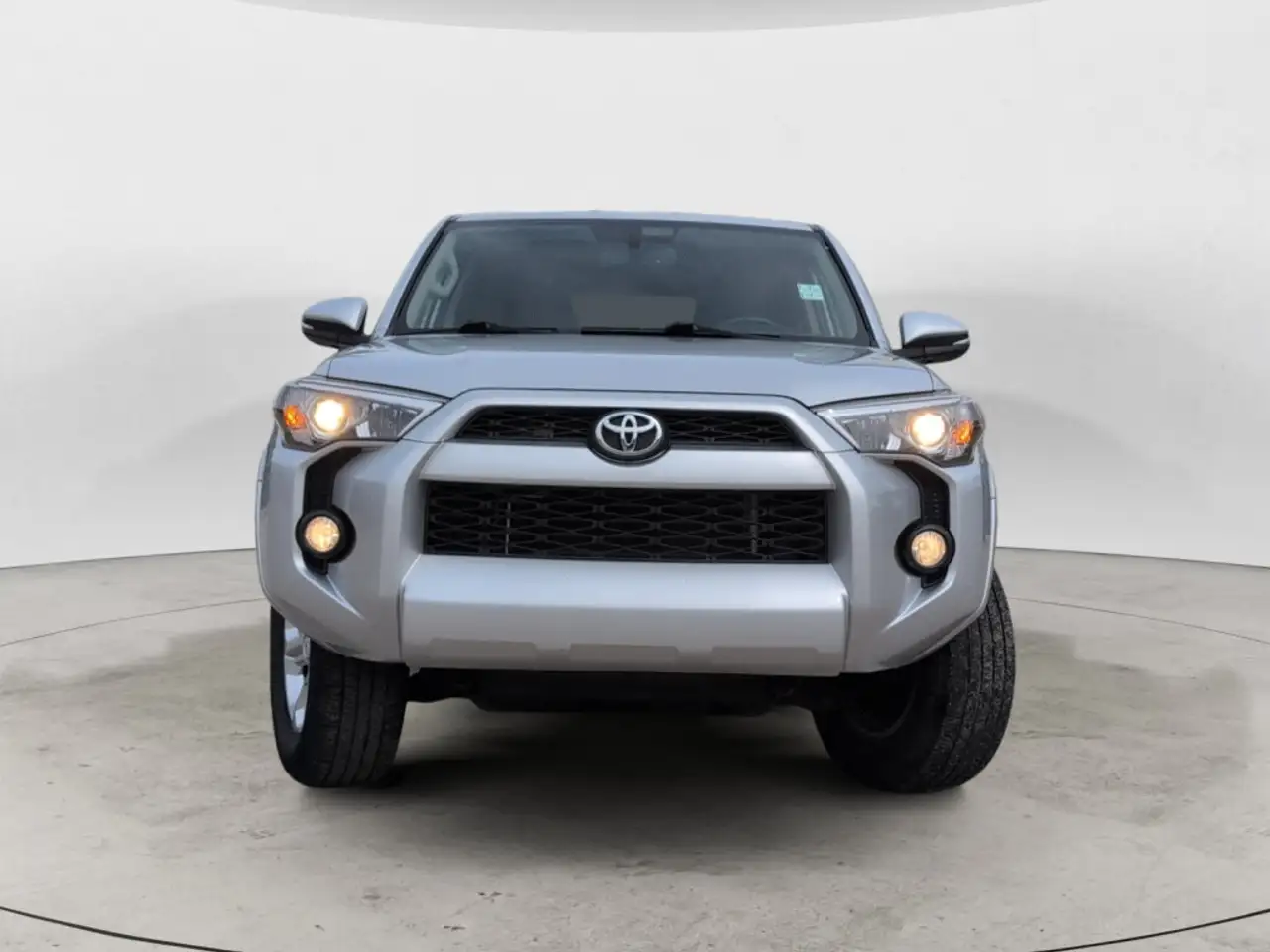 Toyota 4-Runner снимка Toyota 4-Runner