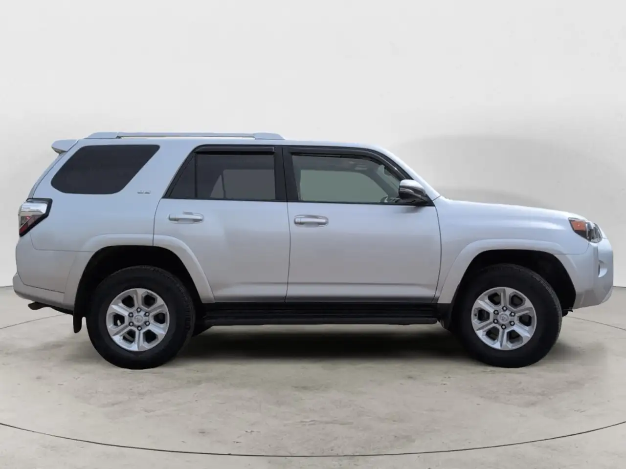 Toyota 4-Runner снимка Toyota 4-Runner