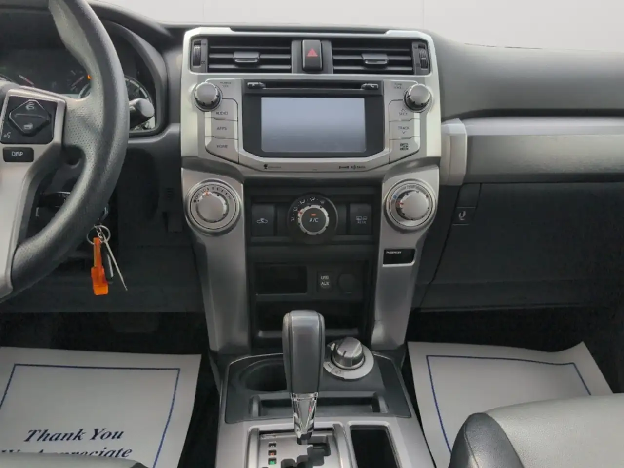 Toyota 4-Runner снимка Toyota 4-Runner