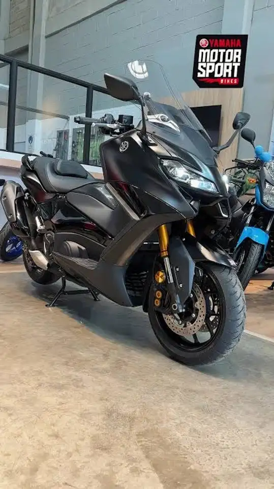 Yamaha Tmax 560