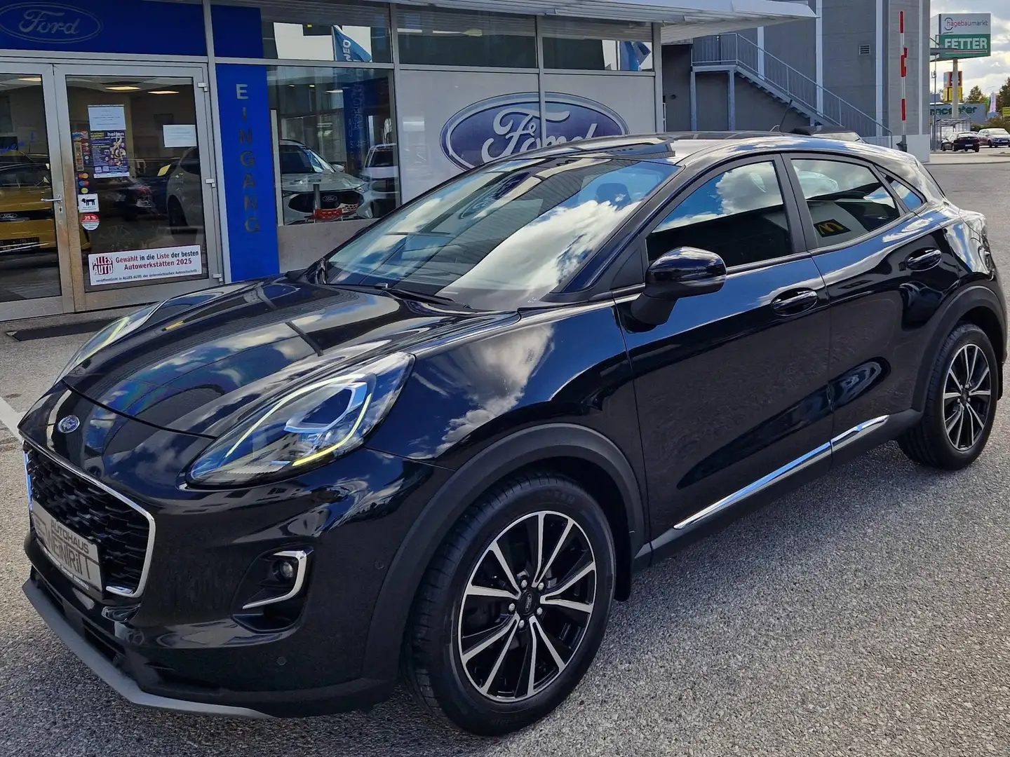 Ford Puma Titanium Schwarz - 1