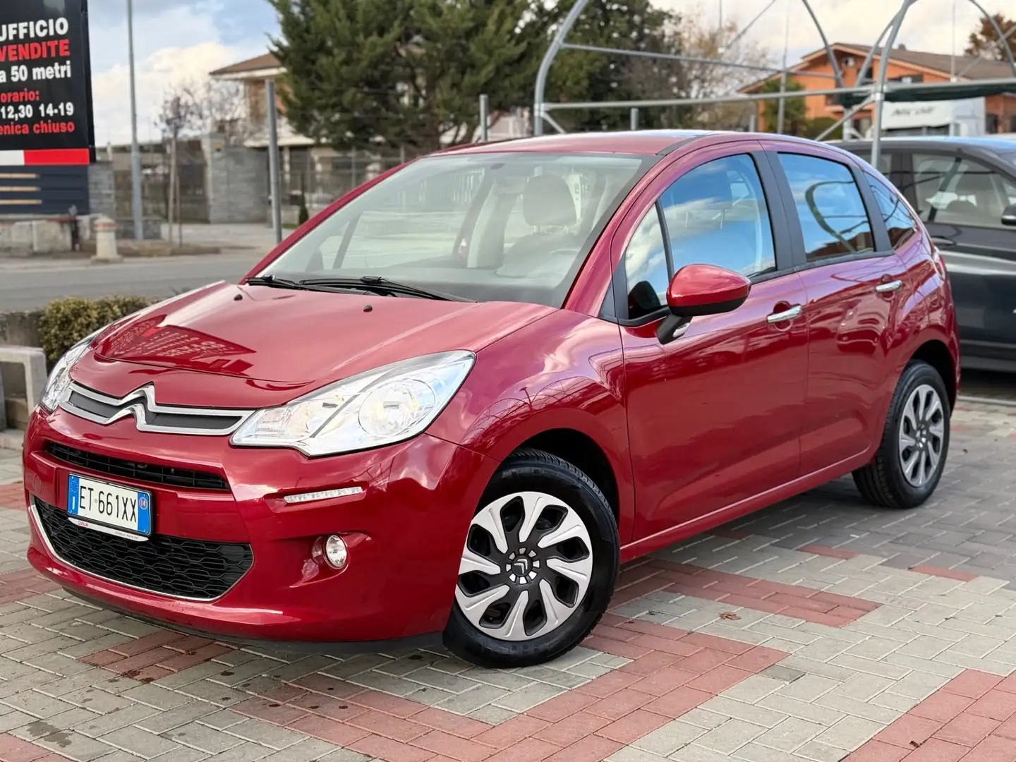 Citroen C3 C3 1.2 VTi 82 Seduction Rood - 2