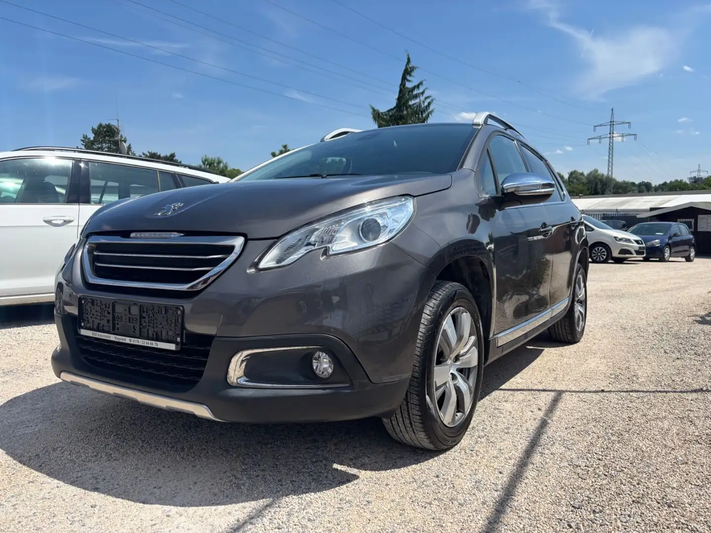 Peugeot 2008 Allure, I-HAND,NEU TÜV und Inspektion,Navi Grau - 1