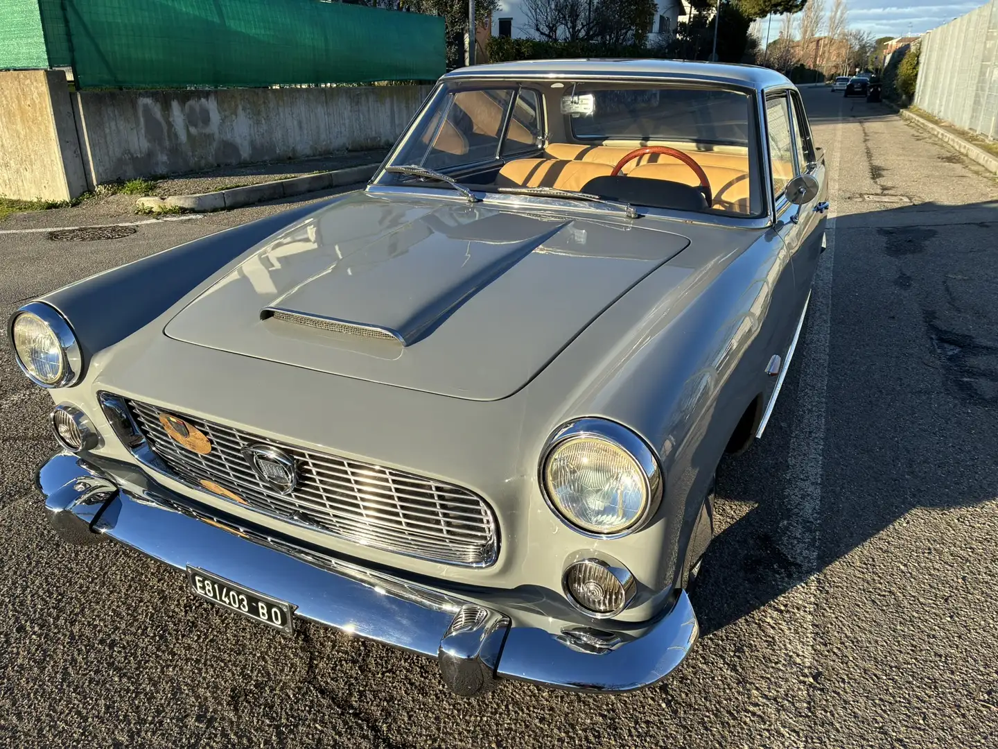 Lancia Flaminia Coupè Pinin Farina 2.5 cc. Grau - 2