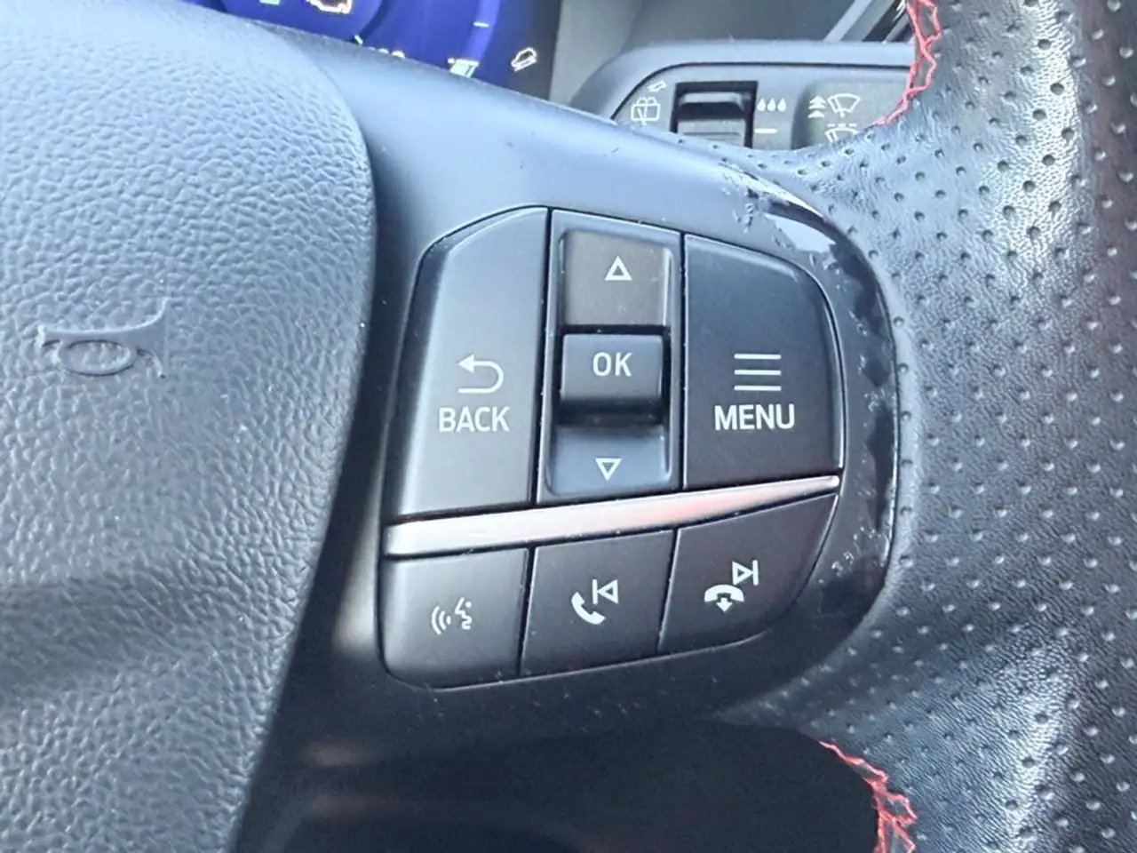 Ford Kuga 2.5 full hybrid st-line 2wd 190cv cvt, миниатюра 20