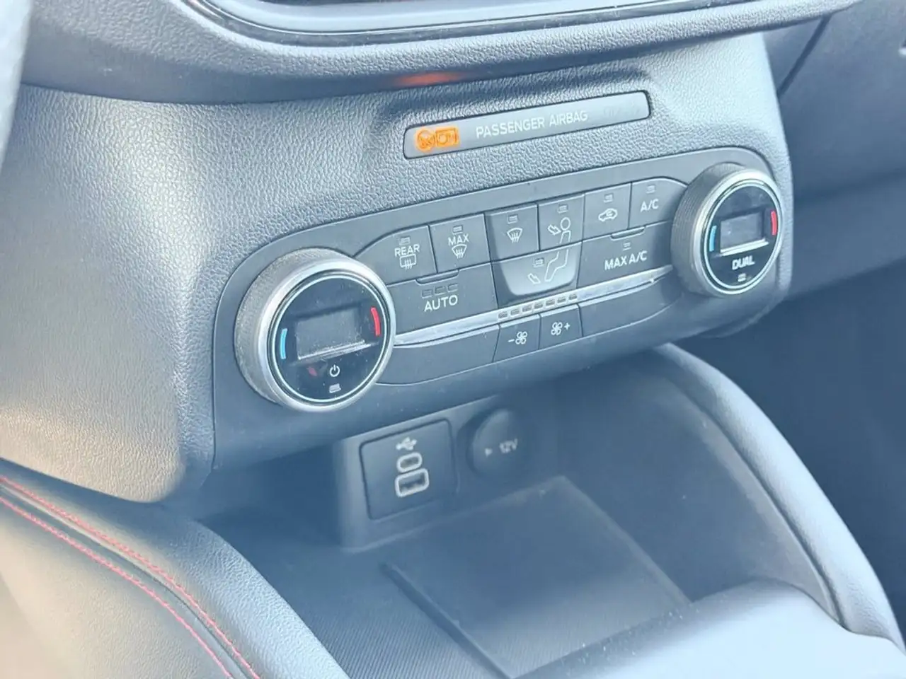 Ford Kuga 2.5 full hybrid st-line 2wd 190cv cvt, миниатюра 23