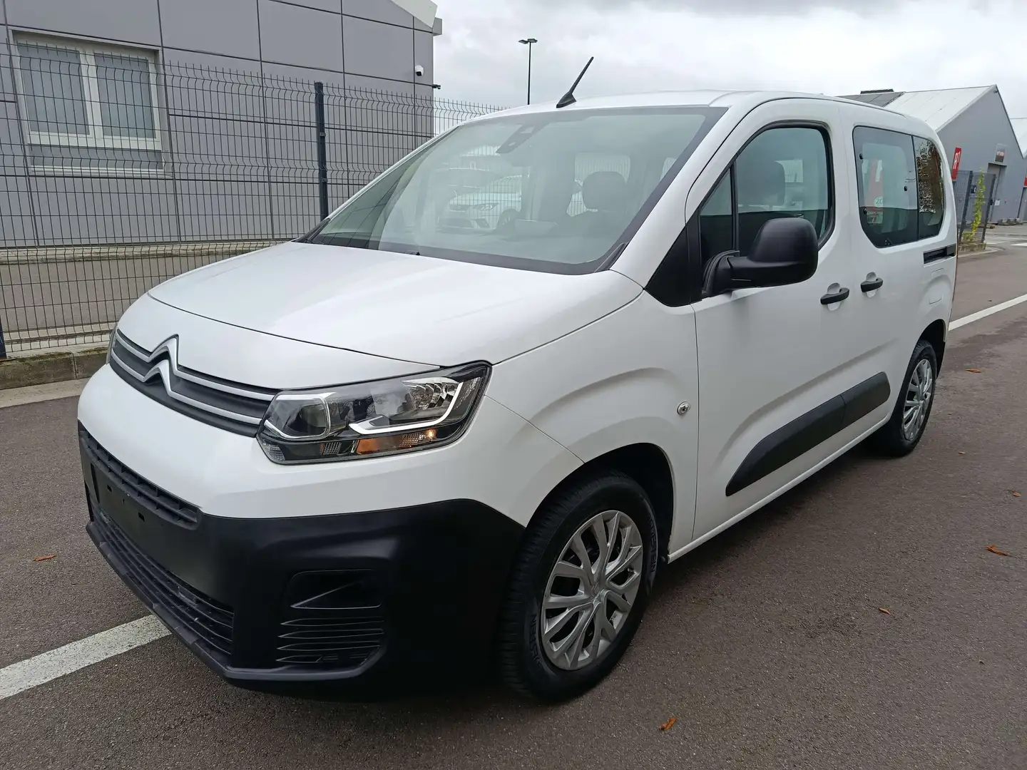 Citroen Berlingo Berlingo 1.2 PureTech M Live S Blanc - 1